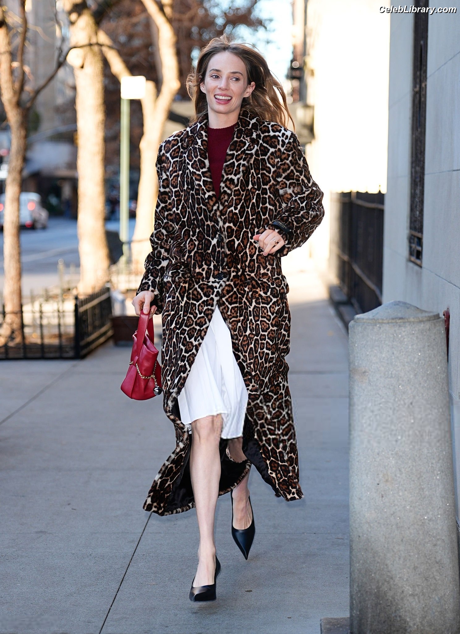 Maya Hawke photo 16 of 851