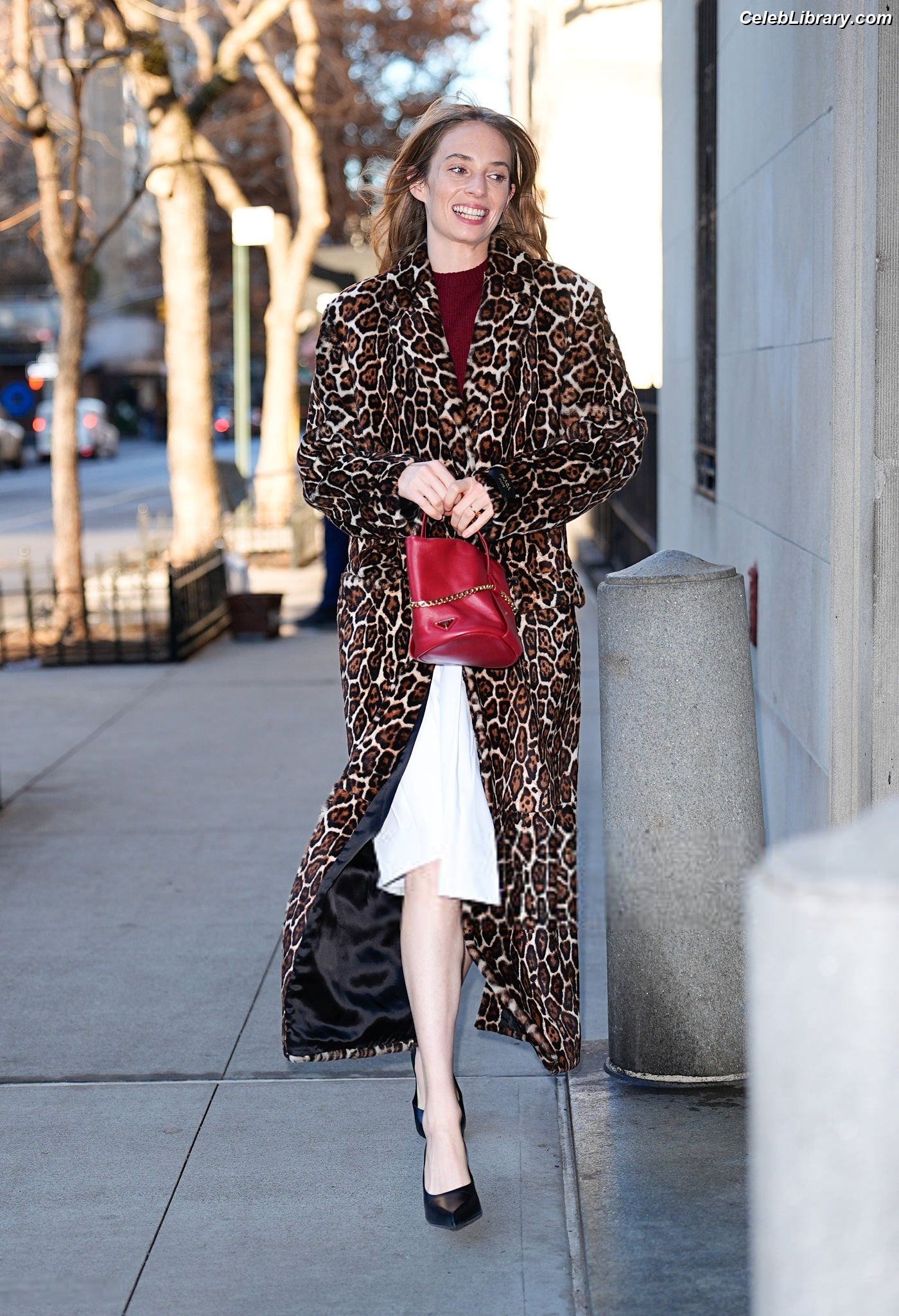 Maya Hawke photo 19 of 851