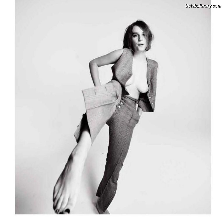 Maya Hawke photo 22 of 851