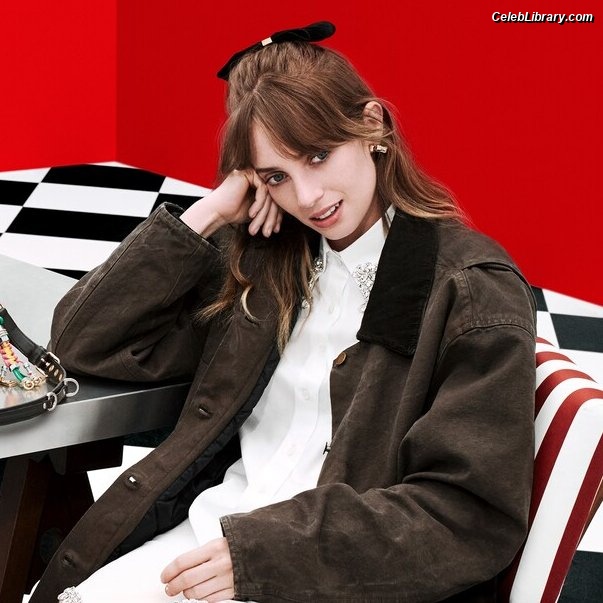 Maya Hawke photo 20 of 851
