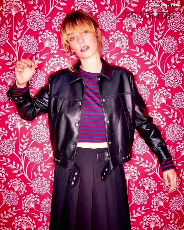 Maya Hawke photo 23 of 851