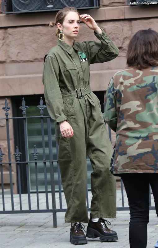 Maya Hawke photo 20 of 851