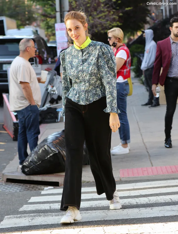 Maya Hawke photo 14 of 851