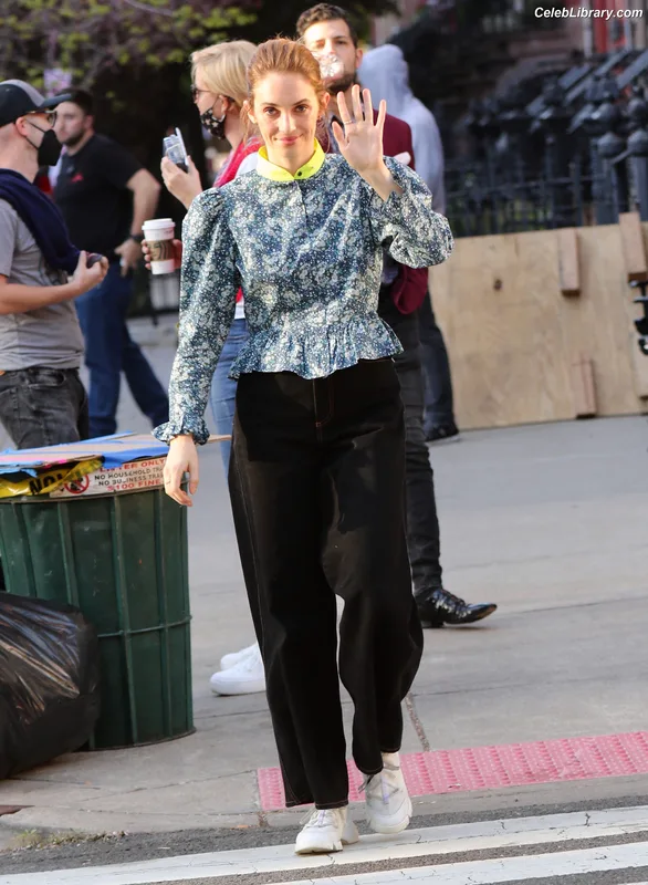 Maya Hawke photo 18 of 851