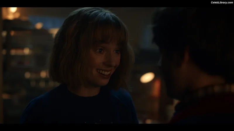 Maya Hawke photo 2 of 851