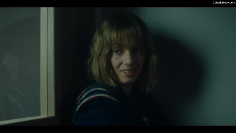 Maya Hawke photo 21 of 851