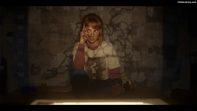 Maya Hawke photo 14 of 851
