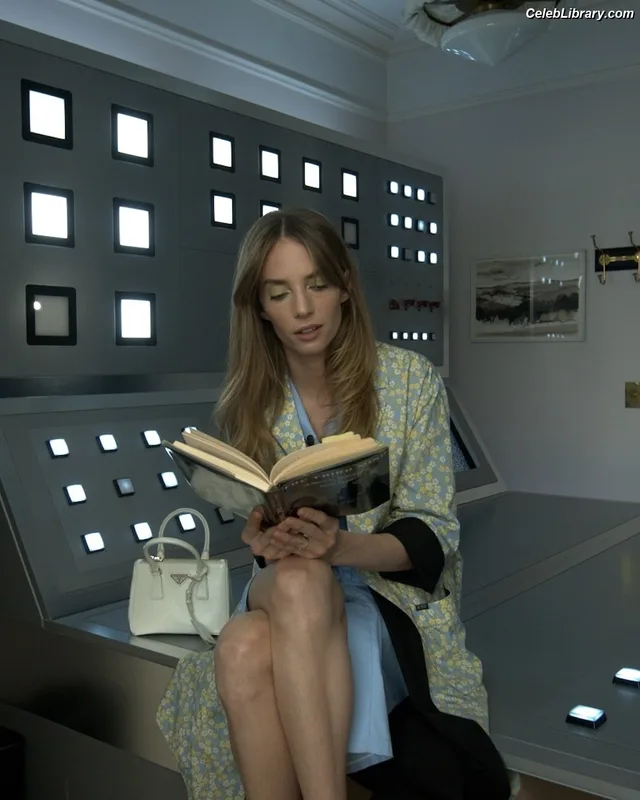 Maya Hawke photo 23 of 851