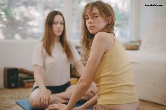 Maya Hawke photo 21 of 851
