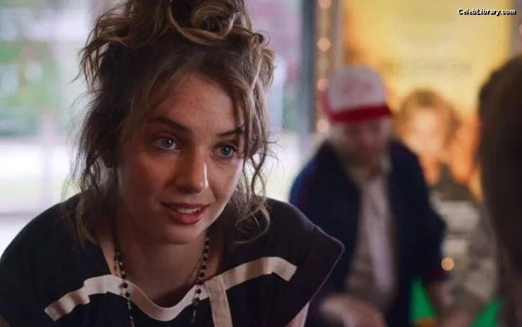 Maya Hawke photo 2 of 851