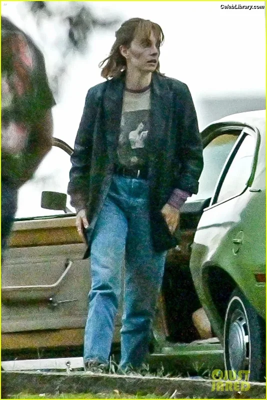 Maya Hawke photo 4 of 851