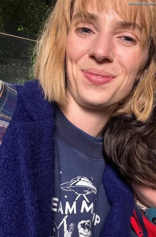Maya Hawke photo 2 of 851