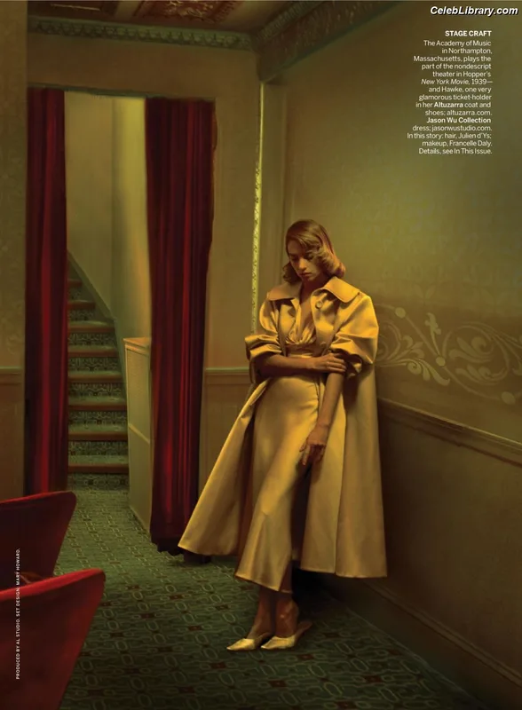Maya Hawke photo 2 of 851
