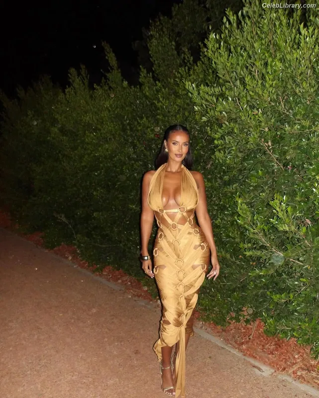 Maya Jama photo 7 of 663