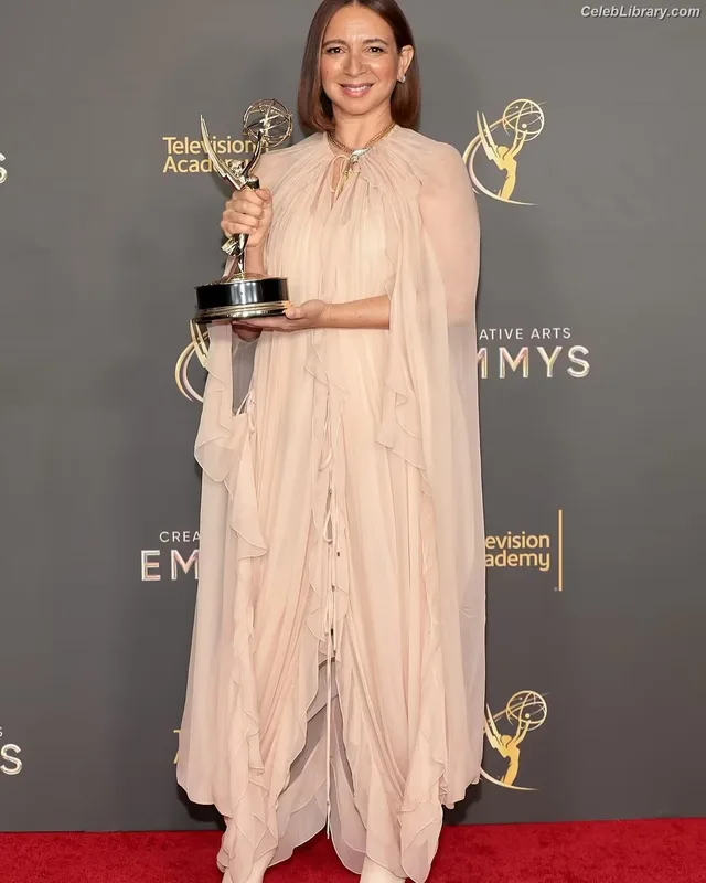 Maya Rudolph photo 9 of 29