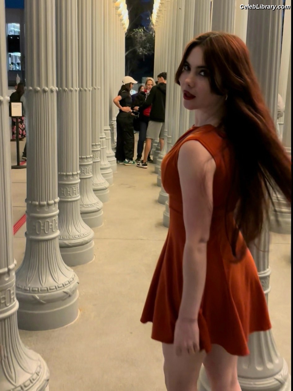 McKayla Maroney photo 13 of 401