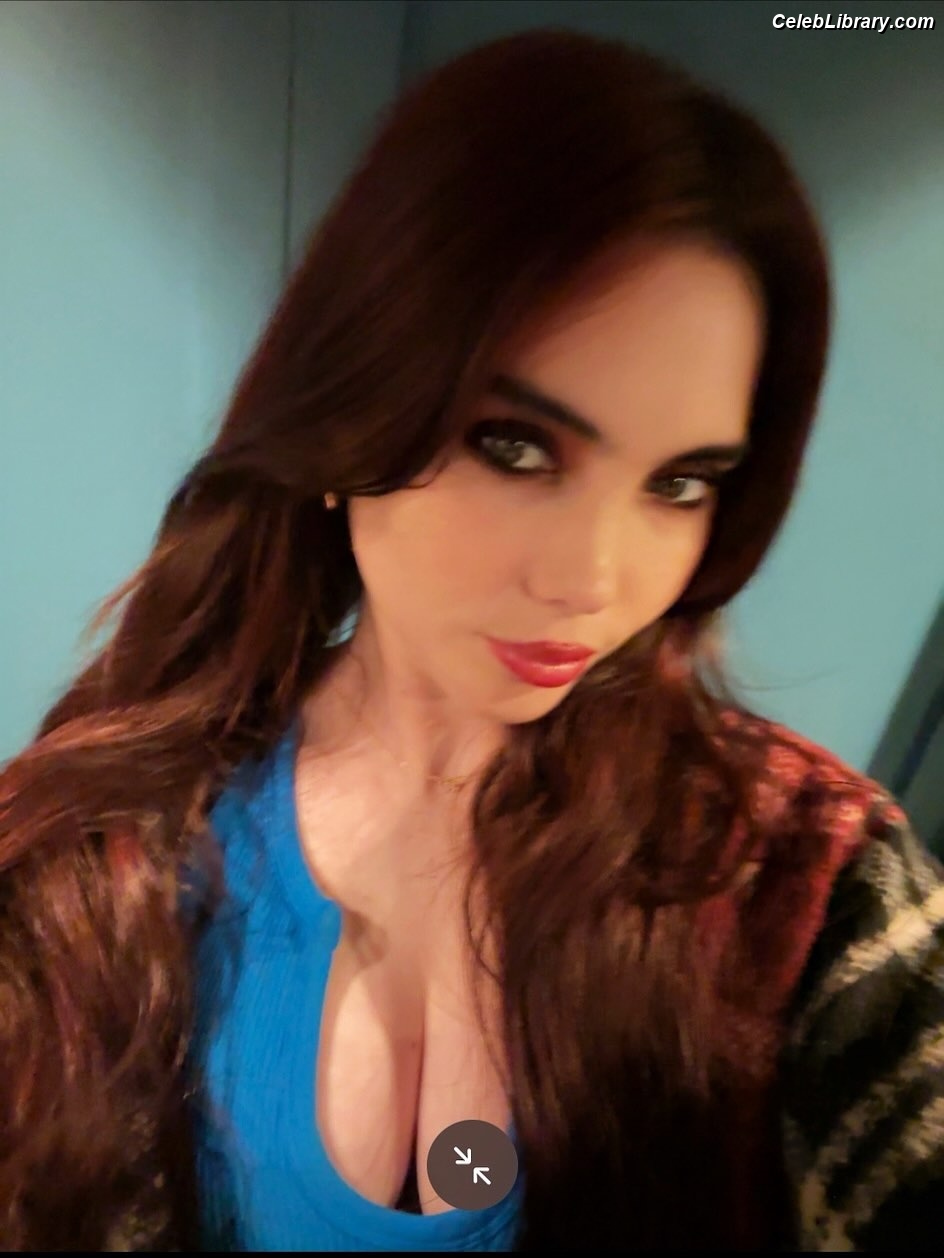 McKayla Maroney photo 5 of 401
