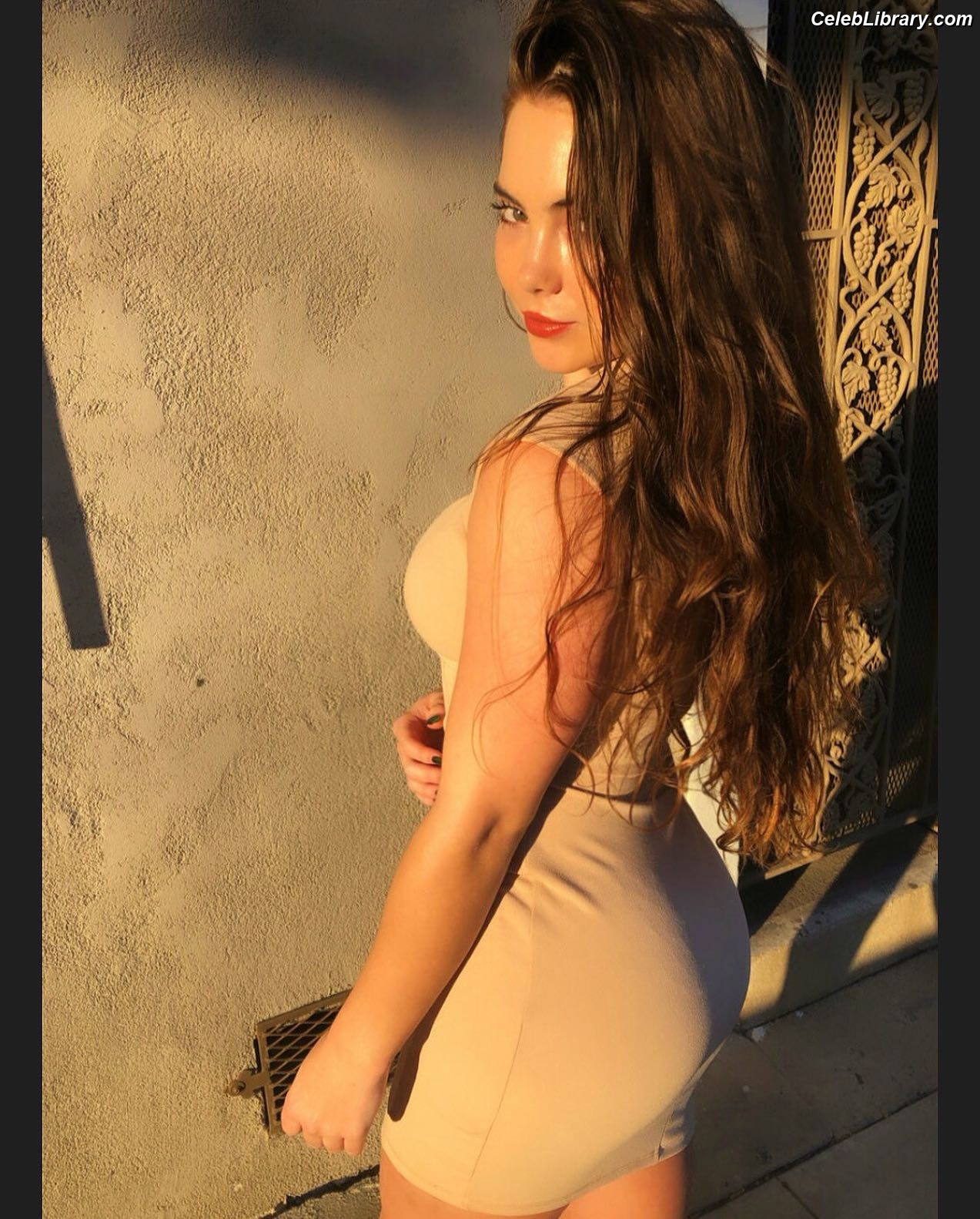 McKayla Maroney photo 23 of 401