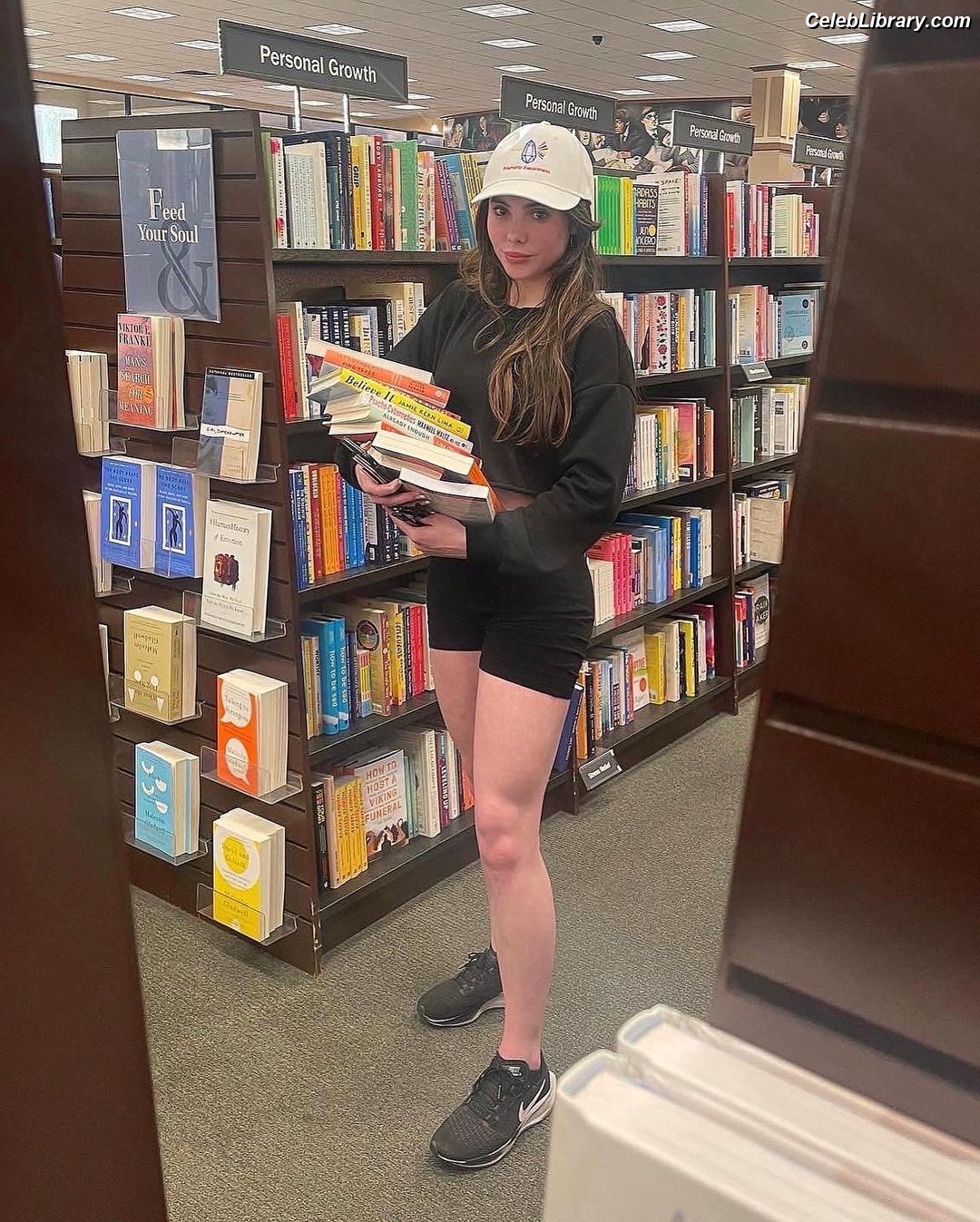 McKayla Maroney photo 16 of 401