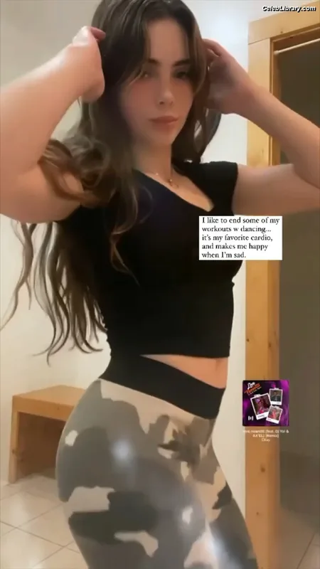 McKayla Maroney photo 10 of 401