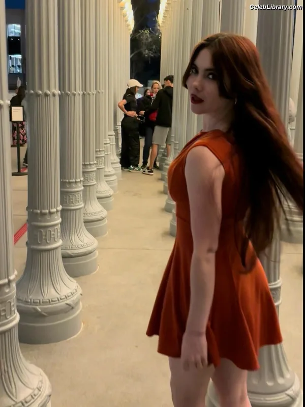 McKayla Maroney photo 15 of 401