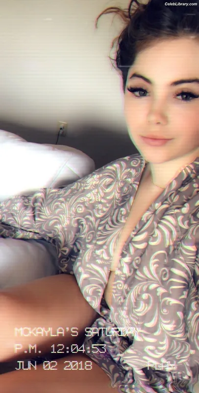 McKayla Maroney photo 6 of 401