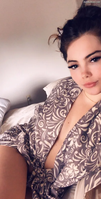 McKayla Maroney photo 10 of 401