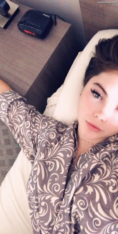 McKayla Maroney photo 14 of 401