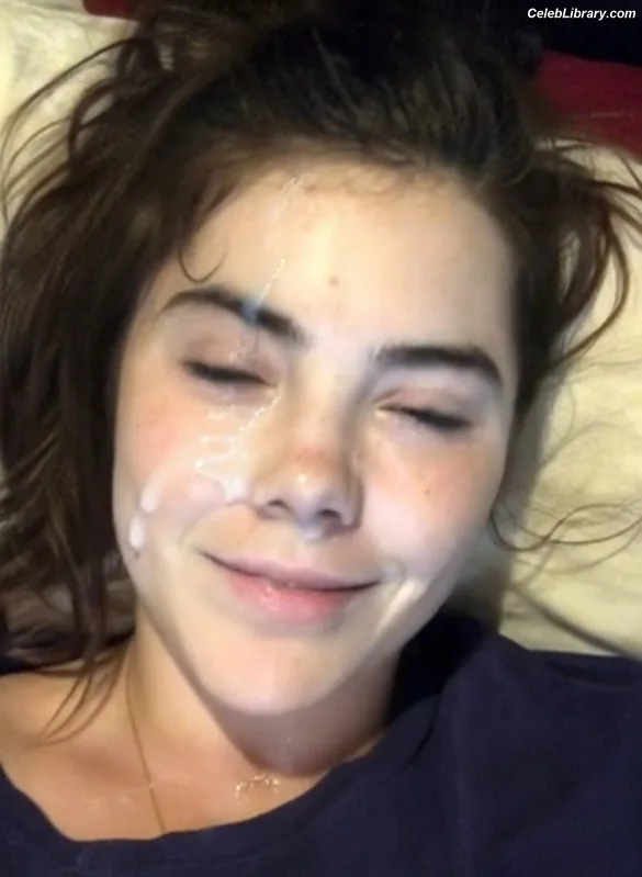 McKayla Maroney photo 17 of 401