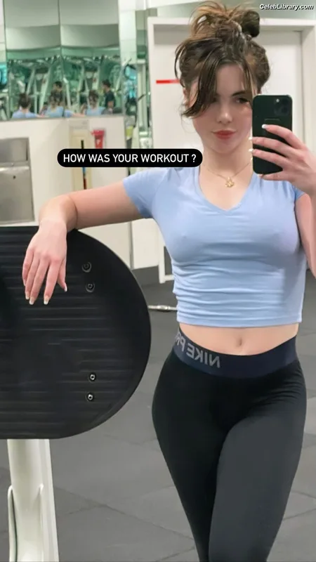 McKayla Maroney photo 11 of 401