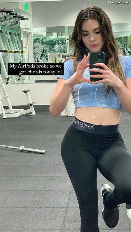 McKayla Maroney photo 13 of 401