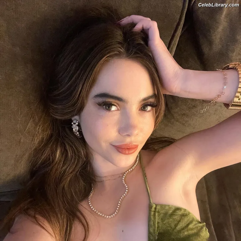 McKayla Maroney photo 16 of 401