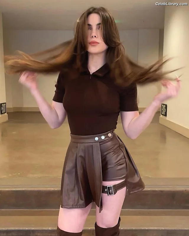 McKayla Maroney photo 19 of 401