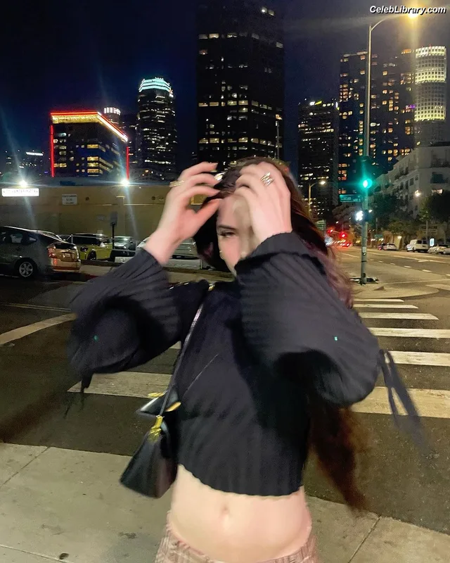 McKayla Maroney photo 15 of 401