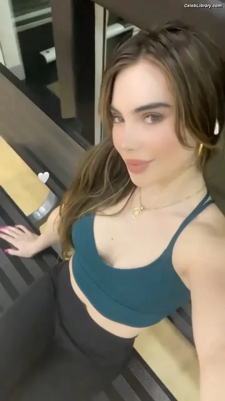 McKayla Maroney photo 7 of 401