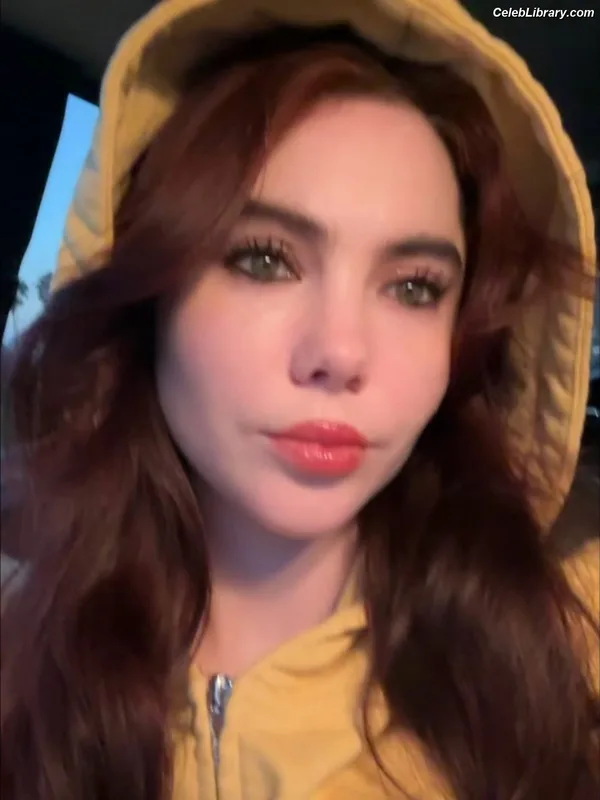 McKayla Maroney photo 13 of 401