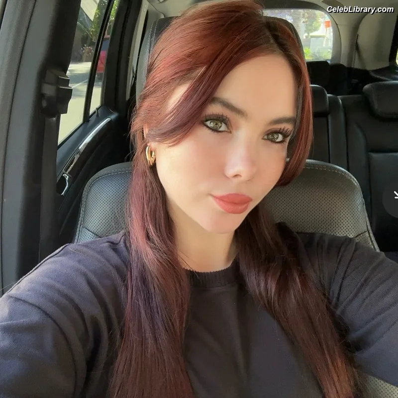 McKayla Maroney photo 15 of 401