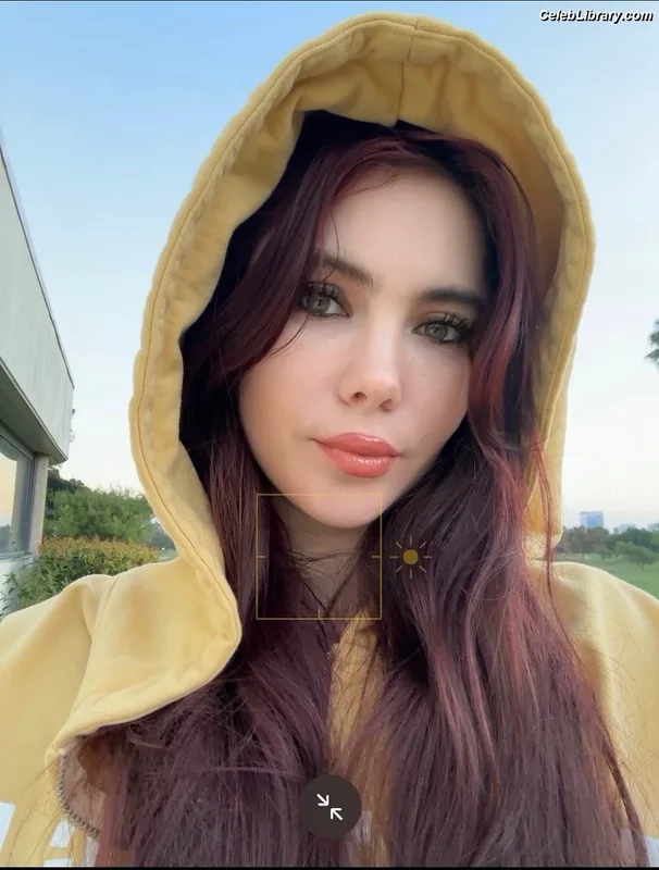 McKayla Maroney photo 17 of 401