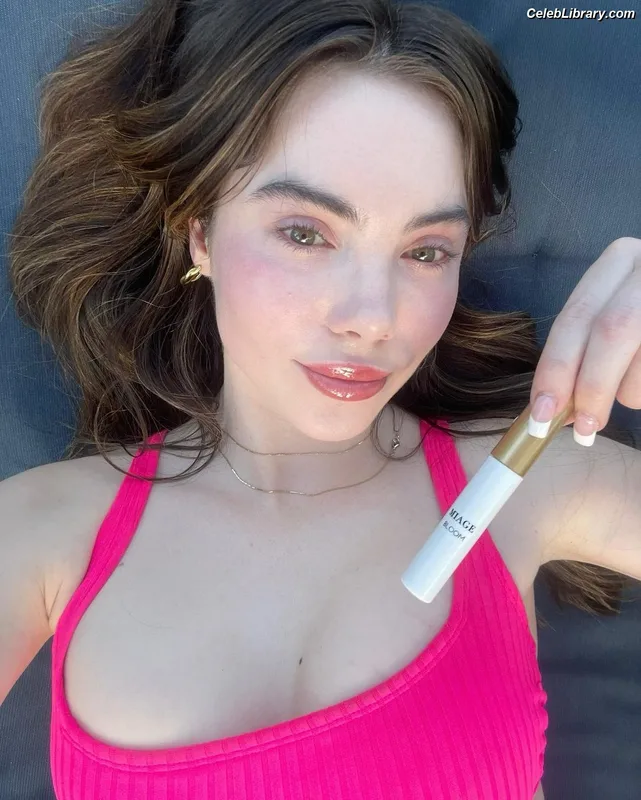 McKayla Maroney photo 16 of 401