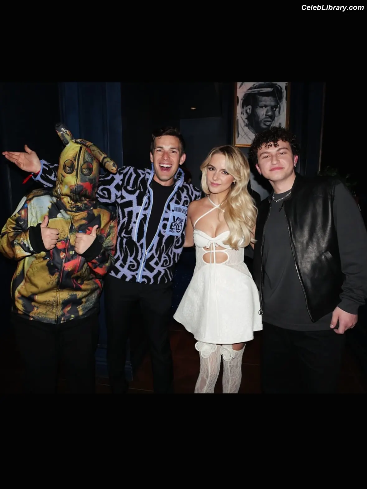 Mckenna Grace photo 8 of 1533
