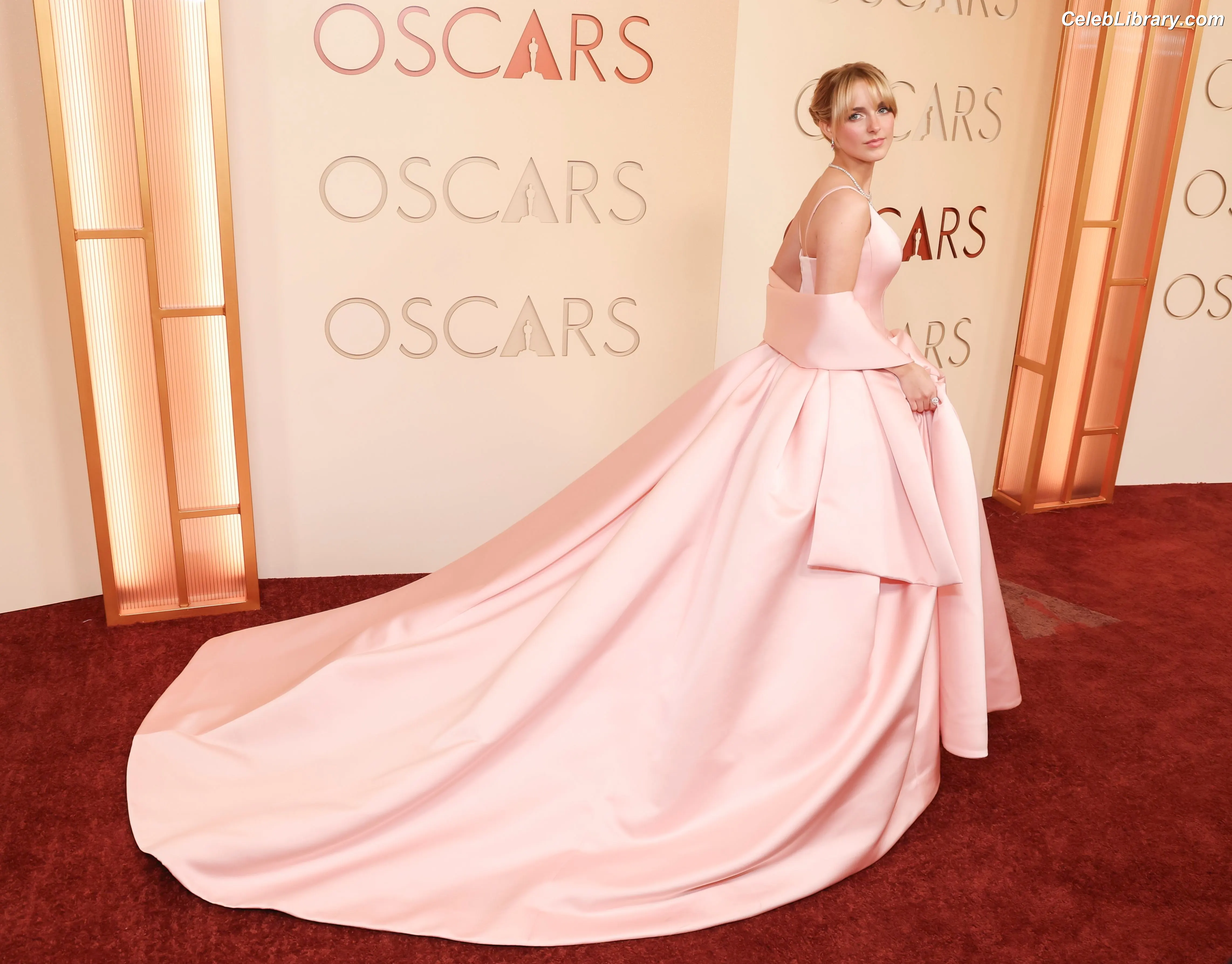 Mckenna Grace photo 22 of 1533