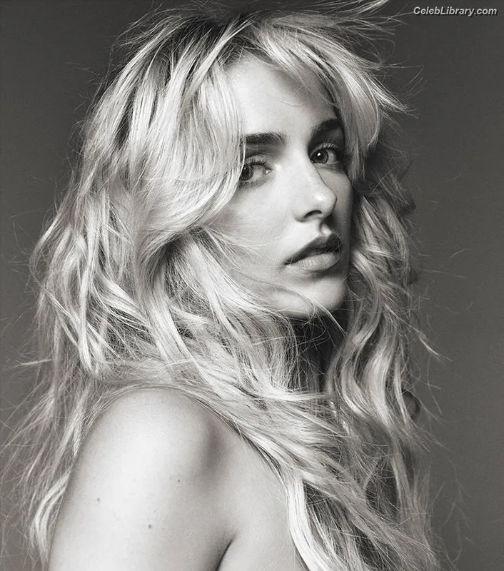 Mckenna Grace photo 18 of 1528