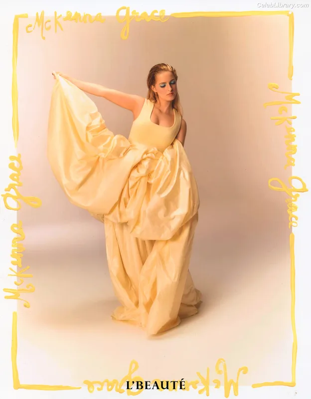 Mckenna Grace photo 1 of 1528