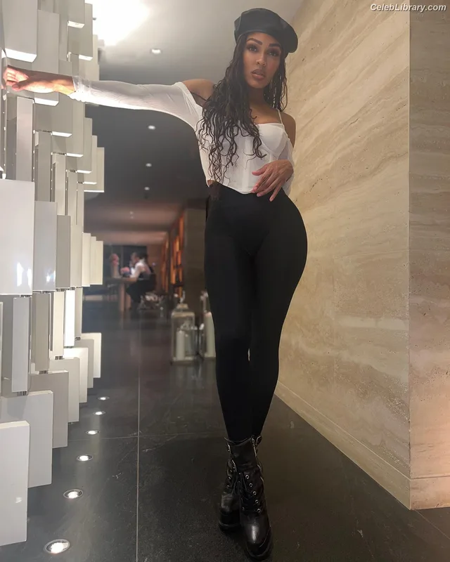 Meagan Good photo 9 of 201