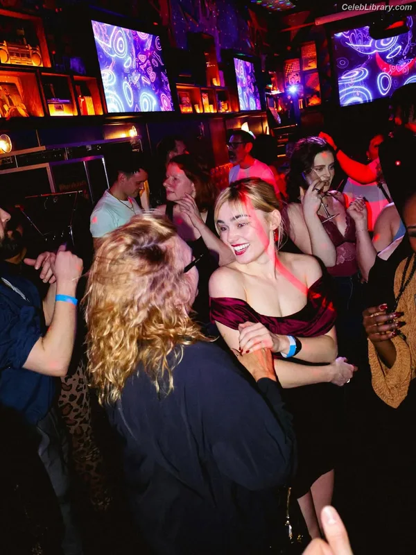 Meg Donnelly photo 1 of 162