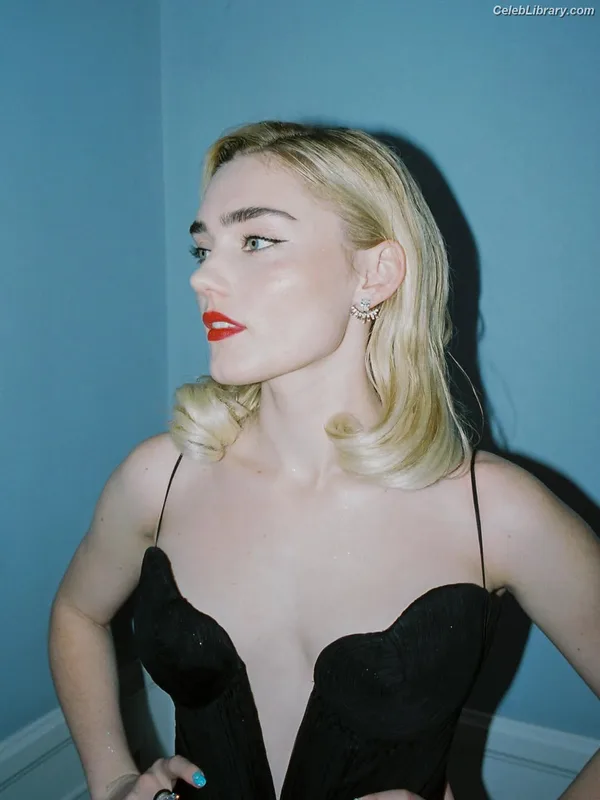 Meg Donnelly photo 5 of 162