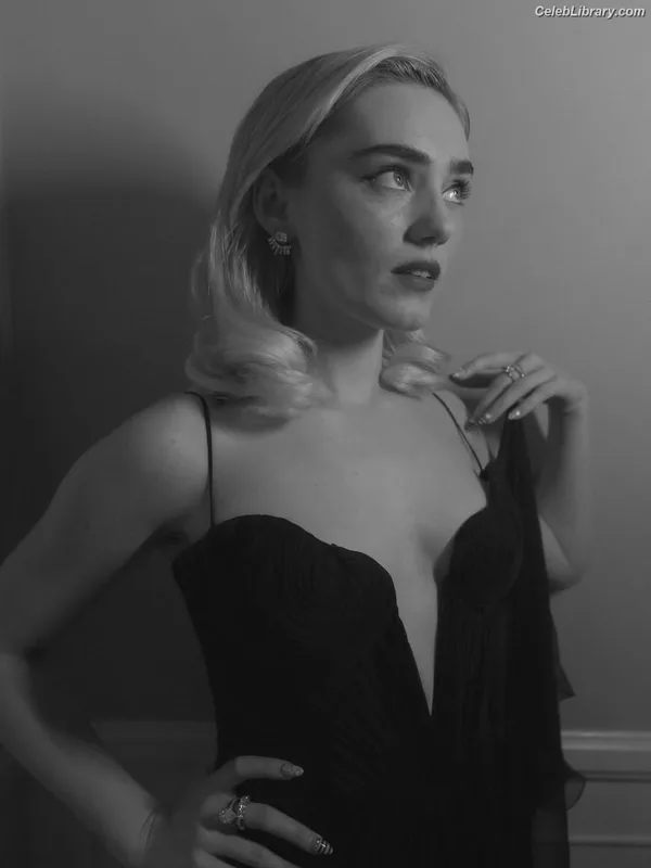 Meg Donnelly photo 6 of 162