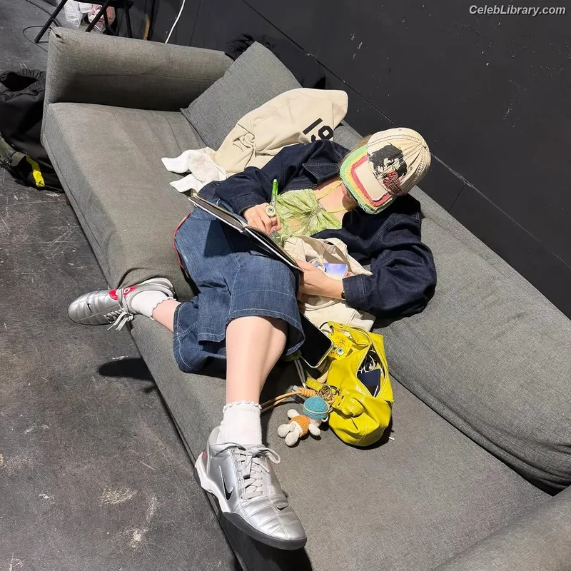Meg Donnelly photo 20 of 162