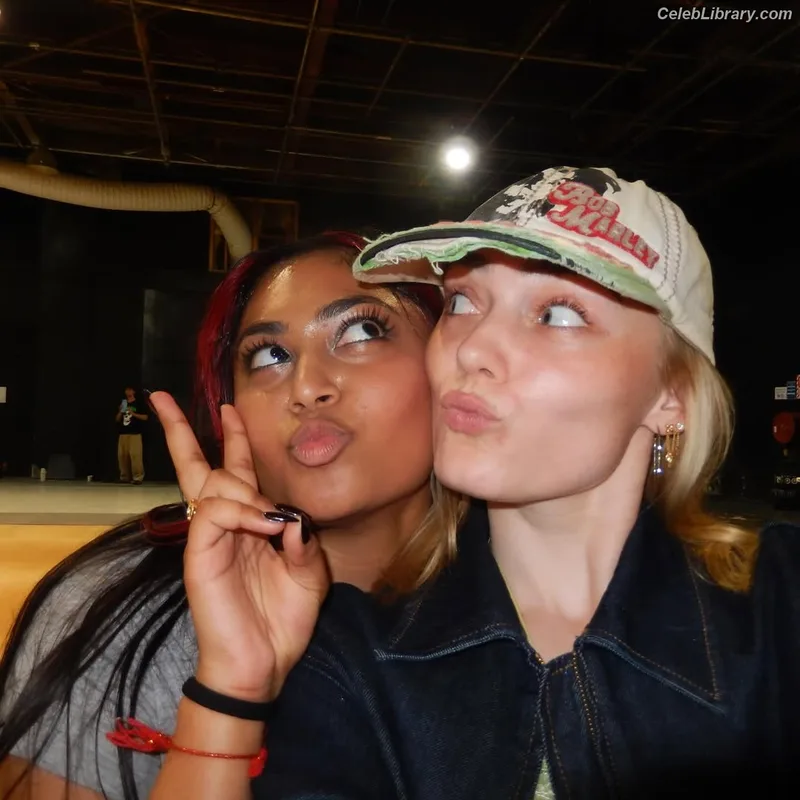 Meg Donnelly photo 1 of 162