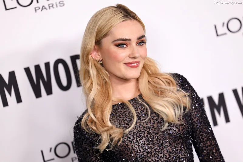 Meg Donnelly photo 23 of 162